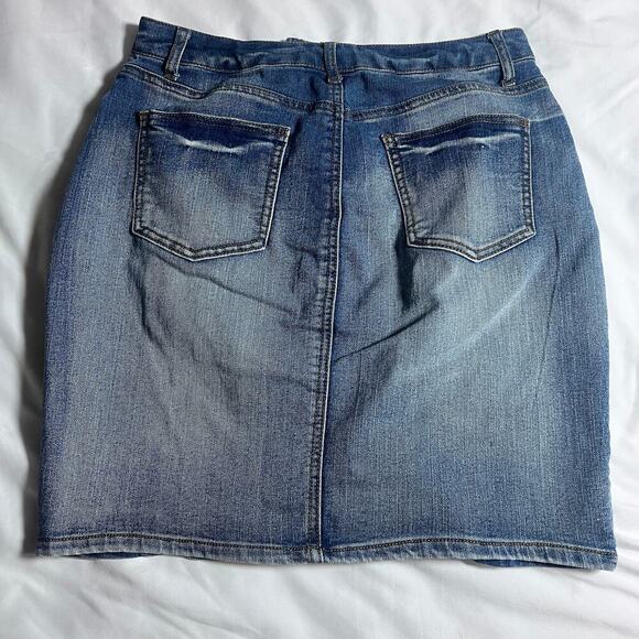 ✨Faded Glory Women’s Size 10 Blue Denim Jean Skirt Stretch Medium Wash Casual - Picture 2 of 5